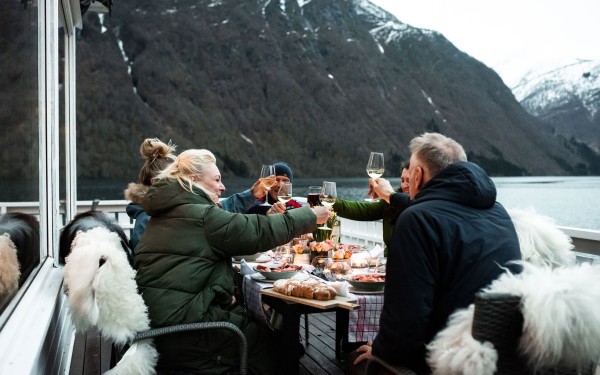 heilårsturisme fjærland