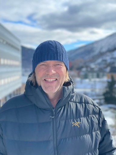forskar står ute i sogndal
